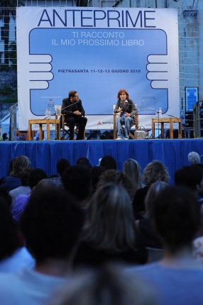 Margaret a Pietrasanta al Festival Anteprime nel 2010 per raccontare ai suoi lettori i suoi progetti e la sua scrittura. 