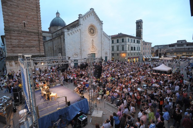 Margaret a Pietrasanta al Festival Anteprime nel 2010 per raccontare ai suoi lettori i suoi progetti e la sua scrittura. 